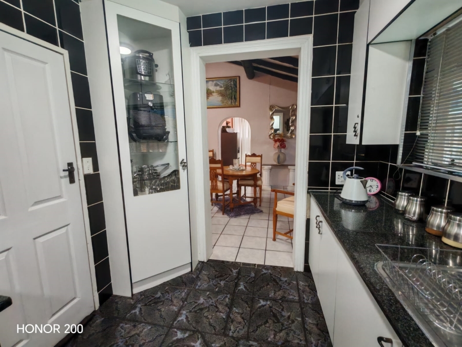 3 Bedroom Property for Sale in Vaalpark Free State